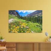 Bloemen | Stroompad Montana Canvas Afdruk (Insitu (Woonkamer))