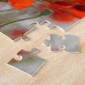 Bloemen van gewone papaver in een veld. legpuzzel (Zijkant)