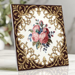 Bloemen Victoriaans Roos Damask Brown Gold Tegeltje<br><div class="desc">Voeg een vleugje romantische, charme toe aan uw huis met deze prachtige keramische tegel. Het ontwerp is voorzien van een centraal boeket van roze rozen en groen gebladerte, omgeven door een uitgebreide, goudbruine damast-stijl rand op een crème achtergrond. Deze tegel is ideaal voor het creëren van een klassieke en elegante...</div>