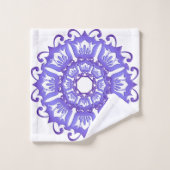 Bloemen violette mandala. Naam Bad Handdoek (Wasdoekje)