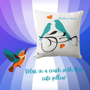 Bloemen & Vogels Perched Swallow Heart Kussen