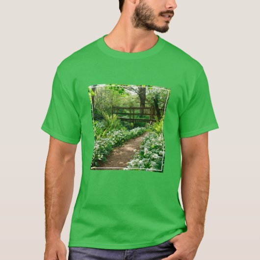 Bloemen | Witte wilde bloemen in de bossen T-shirt (Voorkant)