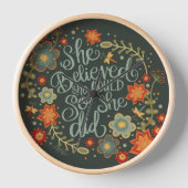 Bloemen Ze Geloofde Quote Inspirerende Klok (Voorkant)