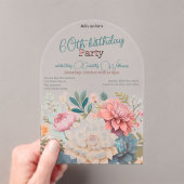 Bloemen zestigste verjaardag dahlia's transparant acryl uitnodigingen (Insitu (Draagbaar))