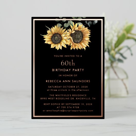 Bloemen Zonnebloem 60e Verjaardag Party Goud Folie Uitnodiging (Staand Voorkant)