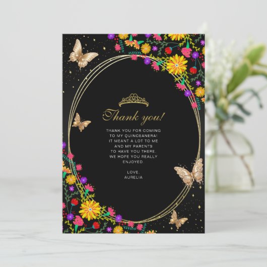 Bloemen zwart gouden vlinder quinceañera foto bedankkaart (Staand voorkant)
