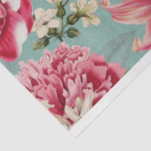Bloemenarrangement pioenen op aqua stof tissuepapier (Detail)