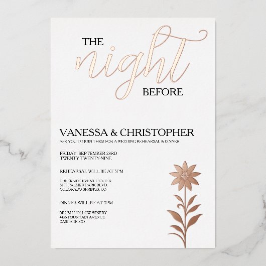 Bloemenavond voor de bruiloft repetitie folie uitnodiging (Voorkant)