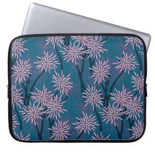 Bloemenbehang: Aziatisch marineblauw, roze. Laptop Sleeve