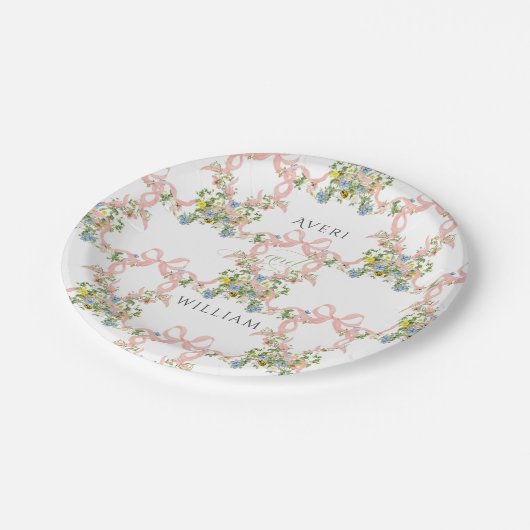 Bloemenboog tuin rustieke elegante foto bruiloft papieren bordje (Gekanteld)