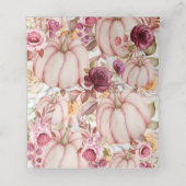 Bloemenbruiloft herfst roze bordeaux pompoen plaatskaartje (Binnenkant ongevouwen)