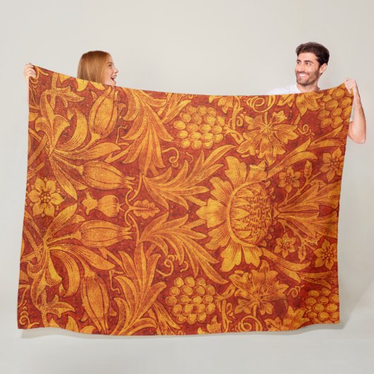 Bloemend rode en goudgele Wm Morris Fleece Deken (In situ)