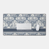  bloemendamast Blauw toile de jouy monogram Bureaumat (Keyboard & Muis)