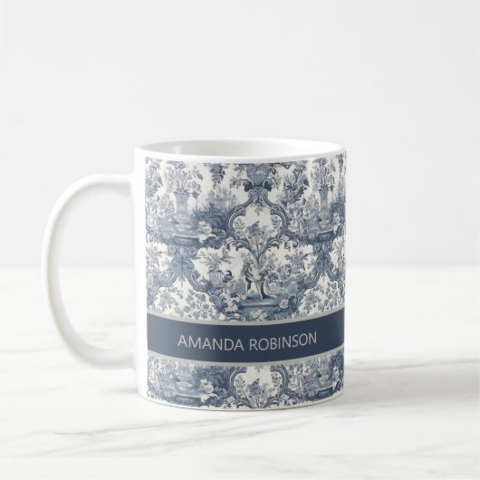  bloemendamast Blauw toile de jouy monogram Koffiemok (Links)
