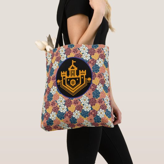 bloemendesign over de hele stof tote bag (Dichtbij)