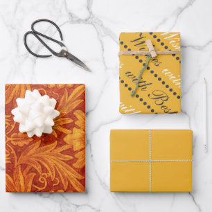 Bloemendesign rood en goudgeel van Wm Morris Inpakpapier Vel