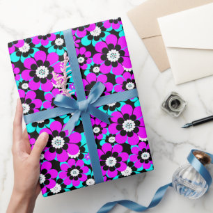 Bloemendessin met neon paarse en turquoise bloemen cadeaupapier