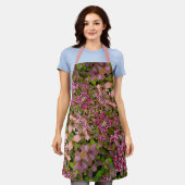 BLOEMENFANTASIE IN BOURGONDIË, BLEEK-ROZE EN GROEN SCHORT (Gedragen)