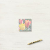 Bloemenfoto met zachte kleuren post-it® notes (Op bureau)