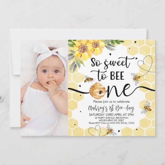 Bloemenfoto zo lief om één 1e verjaardag te zijn kaart (Voorkant)