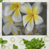 Bloemenfotografie, gele plumeria bloem theedoek (Gevouwen)