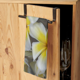 Bloemenfotografie, gele plumeria bloem theedoek