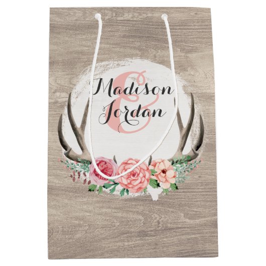 Bloemengewei rustieke houten bruiloft gepersonalis medium cadeauzakje (Voorkant)