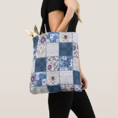 Bloemenkant: Patchwork naadloze achtergrond. Tote Bag (Dichtbij)