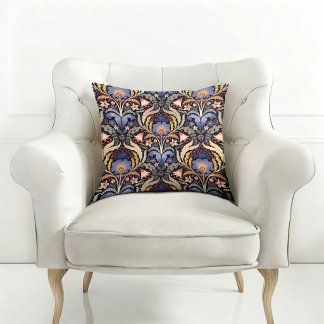 BLOEMENKLEED IN FLORALE BOHEEMSE VINTAGE STIJL KUSSEN