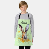 Bloemenkonijn met gele paardenbloemen schort (Gedragen)