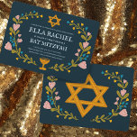 Bloemenkrans Bat Mitzvah Hand-getrokken Custom Kaart<br><div class="desc">Perfecte kaart om een bar mitswa, bat mitswa of andere Joodse viering aan te kondigen! Met de hand gemaakte kunst voor jou! VOLLEDIG ! Klik hierboven op "Personaliseren" om de tekst te bewerken. Klik op "Bewerken met ontwerpgereedschap" om de lettertypen, kleuren en plaatsingen aan te passen. Ook kunt u de...</div>