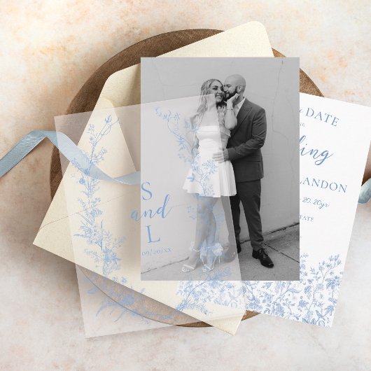  Bloemenkrans bruiloft monogram overlay Vellum Uitnodigingen