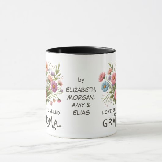 Bloemenliefde wordt oma genoemd mok (Midden)