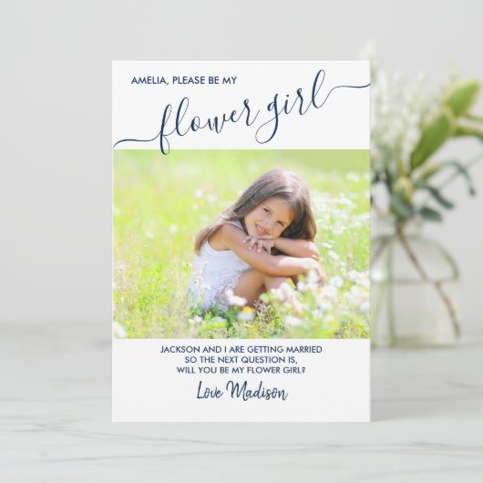 Bloemenmeisje Blauw en Wit Foto Aanzoekkaart Kaart (Staand voorkant)