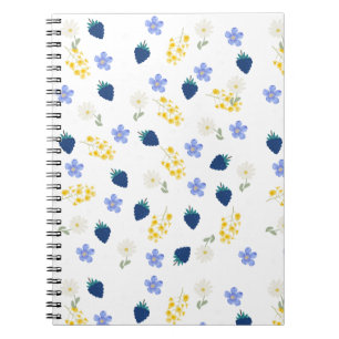 Bloemenpatroon met wilde bloemen en braamstruiken notitieboek