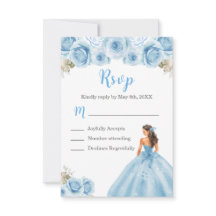 Bloemenprinses in lichtblauwe jurk