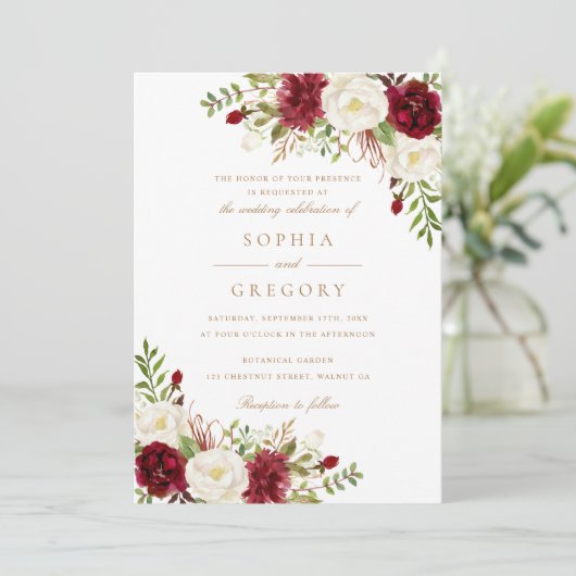 Bloemenrood Bourgondië Wit Modern Elegant Bruiloft Kaart (Staand voorkant)