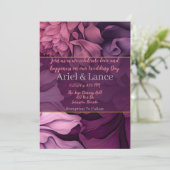 Bloemenroze Paarse Botanische Bruiloft Uitnodiging (Staand voorkant)