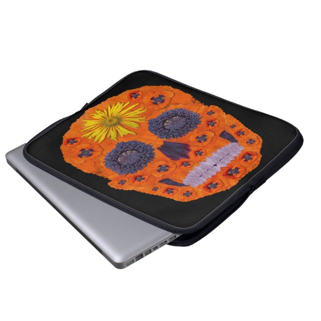Bloemenschedel 1 laptop sleeve (Voorkant onderkant)