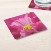 Bloemenschotel met tinten roze kartonnen onderzetters (Schuin)