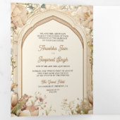 Bloementuin Peacocks Indiase paleis bruiloft Drieluik Uitnodiging (Binnenzijde eerst)