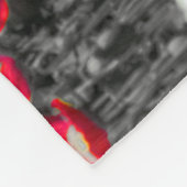 Bloemenveld minimalistische selectieve kleurenfoto fleece deken (Hoek)