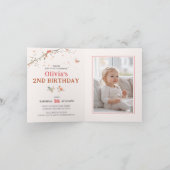 Bloemfeest met gevouwen uitnodiging voor katten (Binnen)