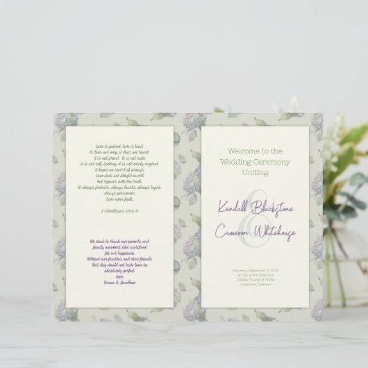 Bloemig gevouwen kerk huwelijksprogramma sjabloon (Staand voorkant)