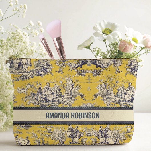  bloemig lakgeel toile de jouy monogram etui