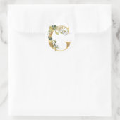 Bloemig monogram in goud Klassieke Ronde Sticker (Tas)