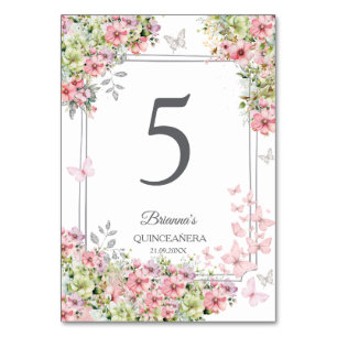 Bloemige Blush Roze en Groene Vlinder Quinceañera  Kaart