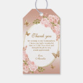 Bloemige Blush Roze Gouden Tiara Vlinder Quinceañe Cadeaulabel (Achterkant)