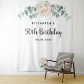 Bloemige eucalyptusgroen witte elegante verjaardag wandkleed (In situ)