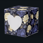 Bloemige Favorietjes Doos Bedankdoosjes<br><div class="desc">De feestelijkheids favorietjes doos is afgebeeld met een prachtige blauwe multi-kleur peonies bloemenprint.
Pas dit item aan of koop het zoals het is.
Tip: Voeg gewoon je lekkere snoepjes toe en wat vrolijke linten.
Gelicentieerd beeld</div>